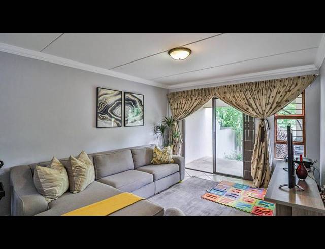 2 BEDROOM APARTMENT FOR SALE IN PAULSHOF